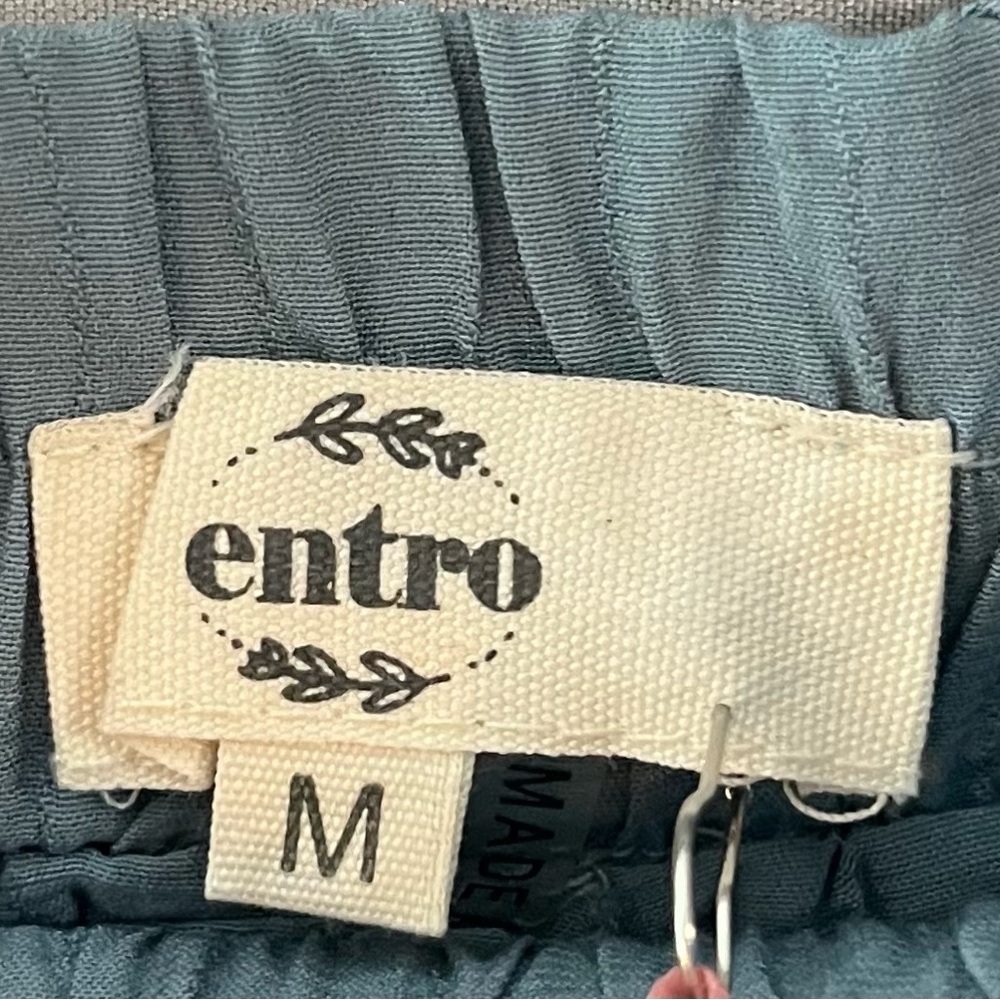 Entro Blue Ruffle Skort - Picture 4 of 4